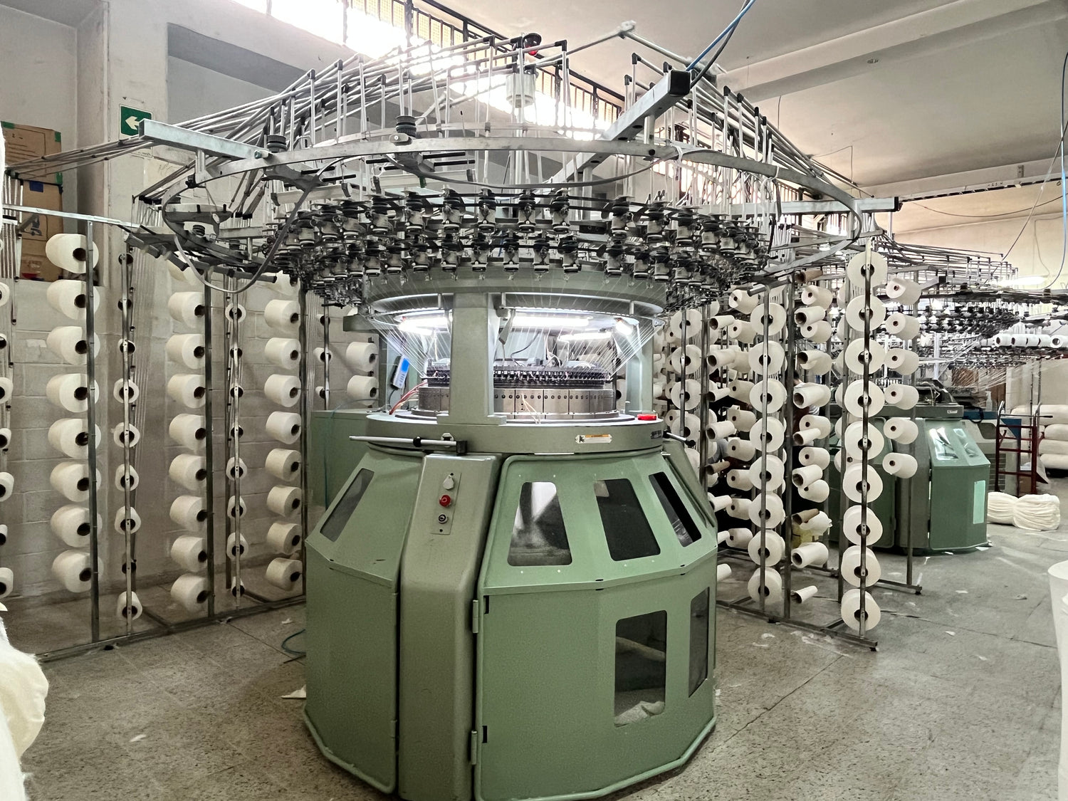 Máquina circular para tejido de punto